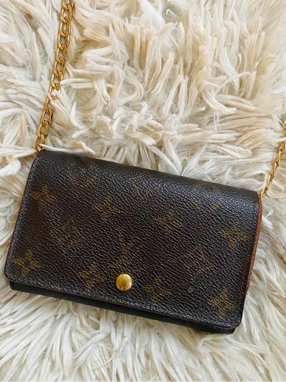 Authentic LOUIS VUITTON Micro Wallet / Crossbody Vintage 1992 Collection